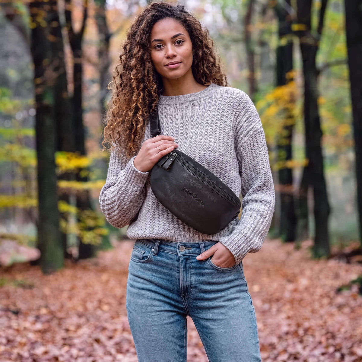 Bauchtaschen und Gürteltaschen aus Leder für Damen in Camel, Braun und Schwarz - als Hüfttasche und Crossbody getragen